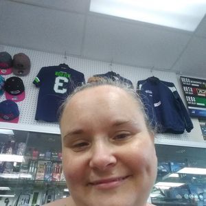 Meet your Posher, Tracy